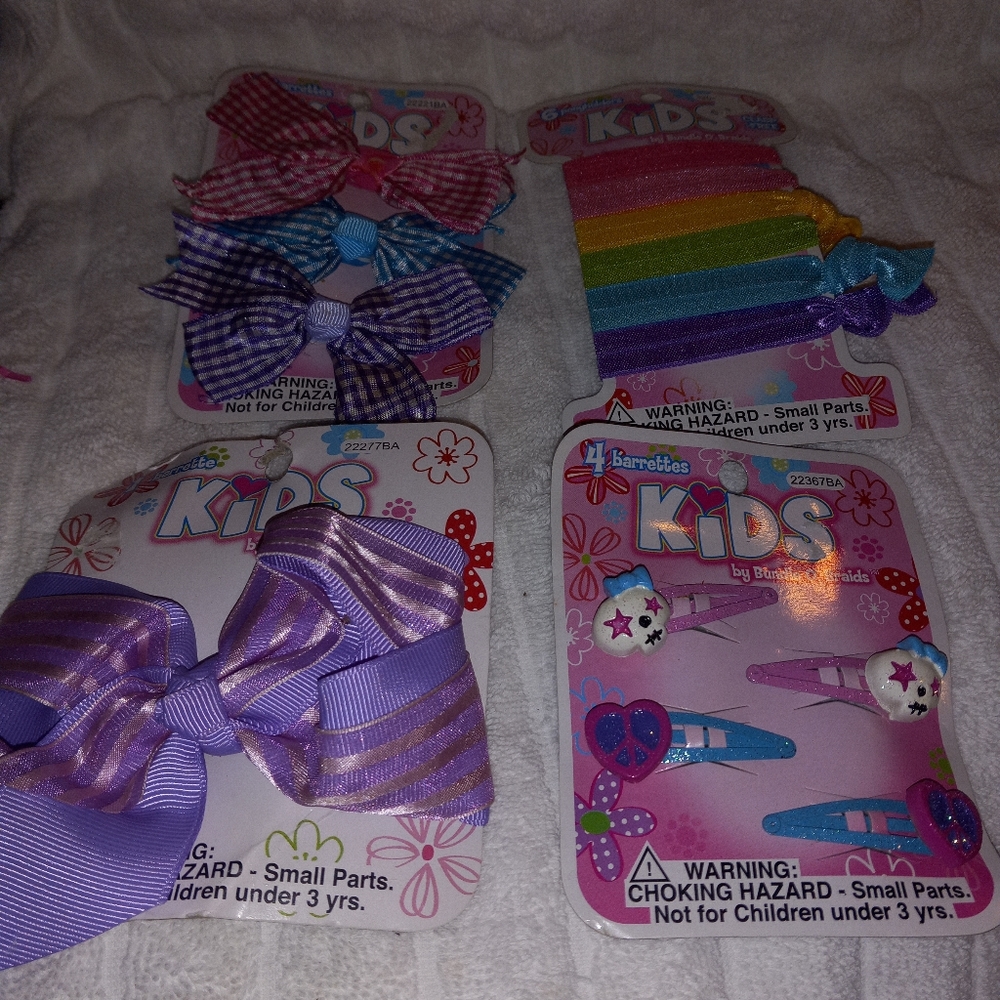 4pack of hair accessories
